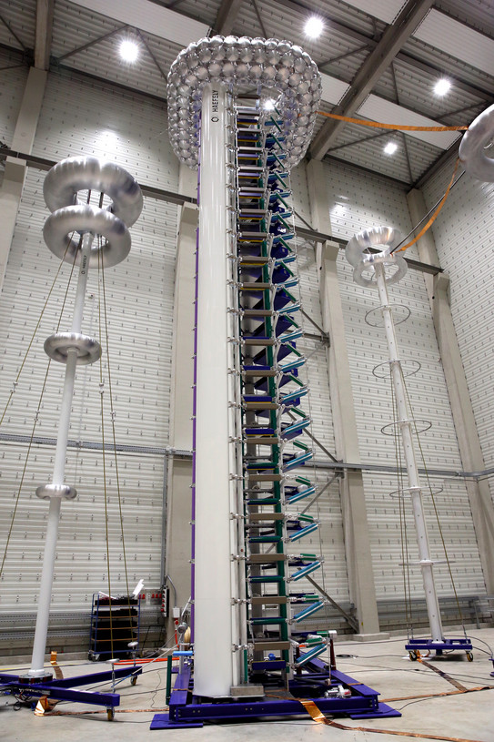 Impulsgenerator im HGÜ Testzentrum